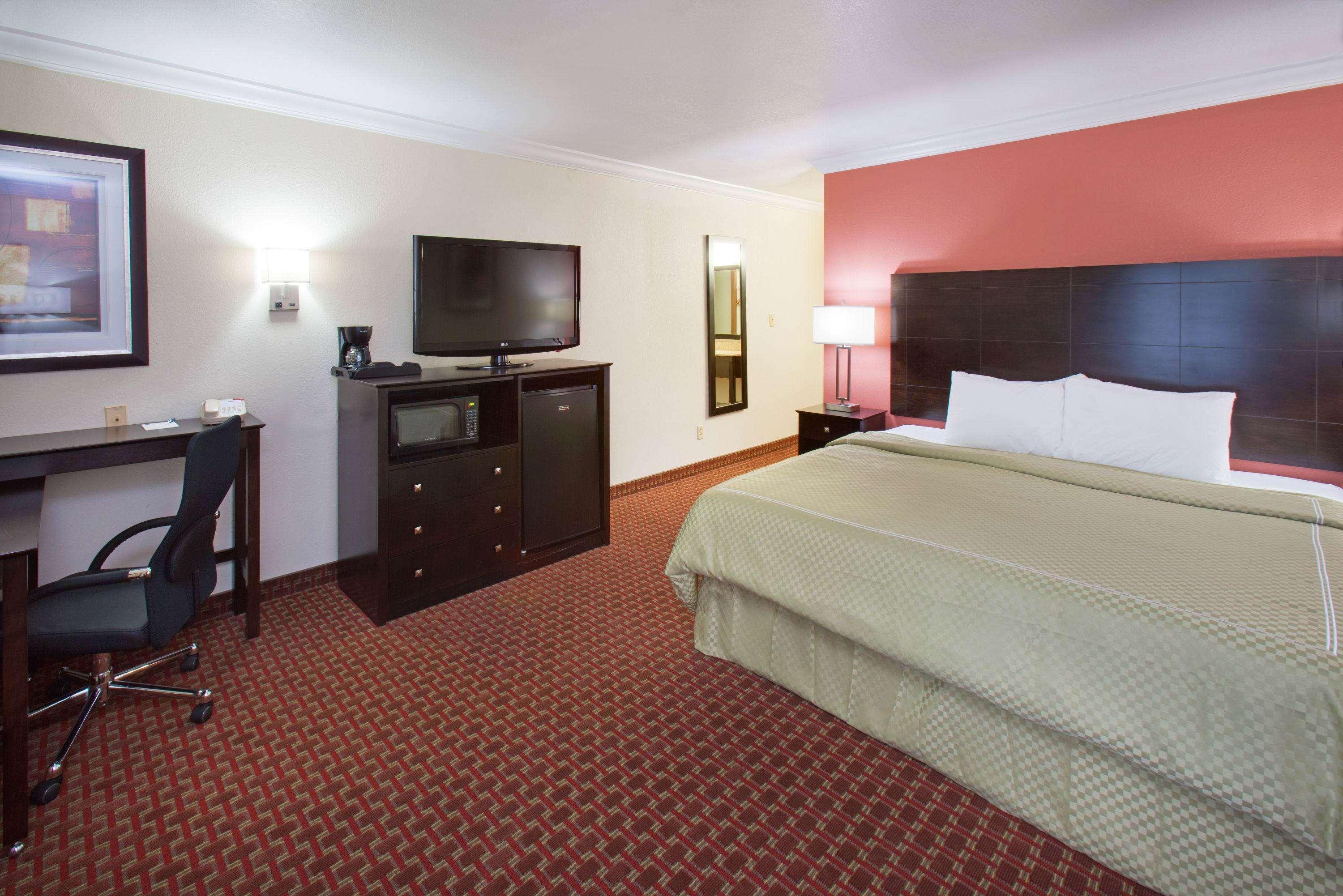 Americinn By Wyndham Johnston Des Moines Urbandale Esterno foto